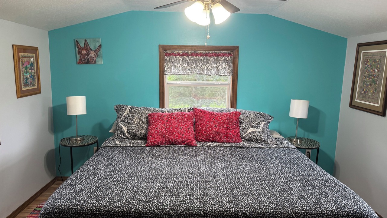 Photo of Bedroom in McNeill