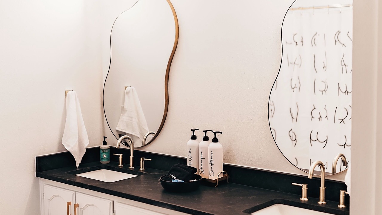 Photo of Bathroom in Saint Jo