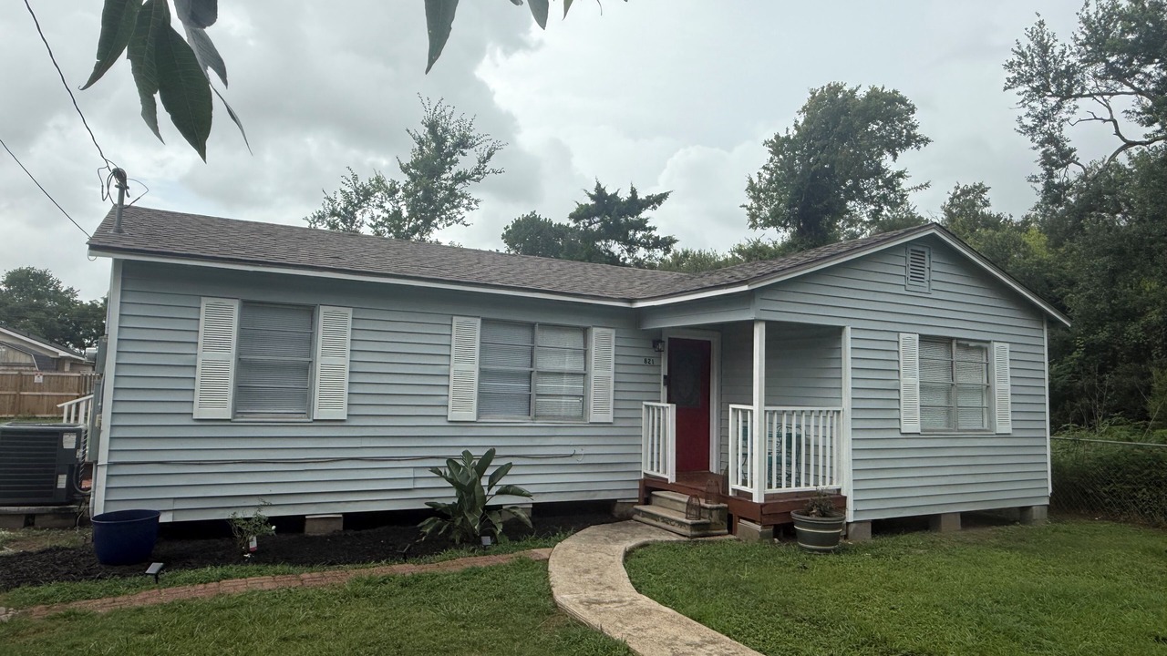 Photo of Outdoor in Clute