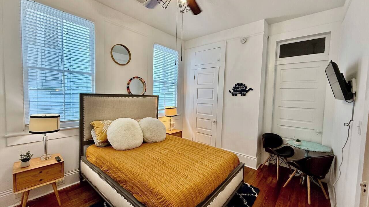 Photo of Bedroom in Faubourg Lafayette
