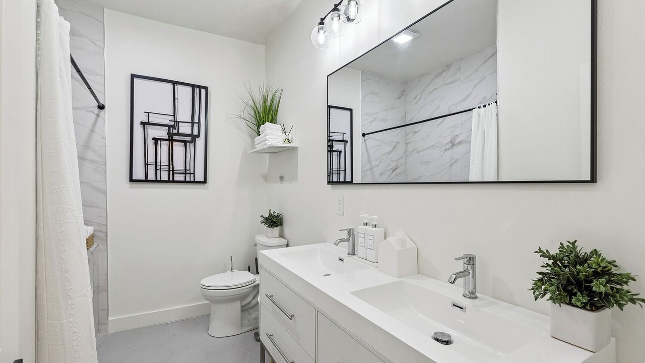 Photo of Bathroom in Mid City South