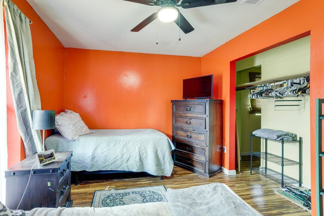 Photo of Bedroom in Park Forest - LA North