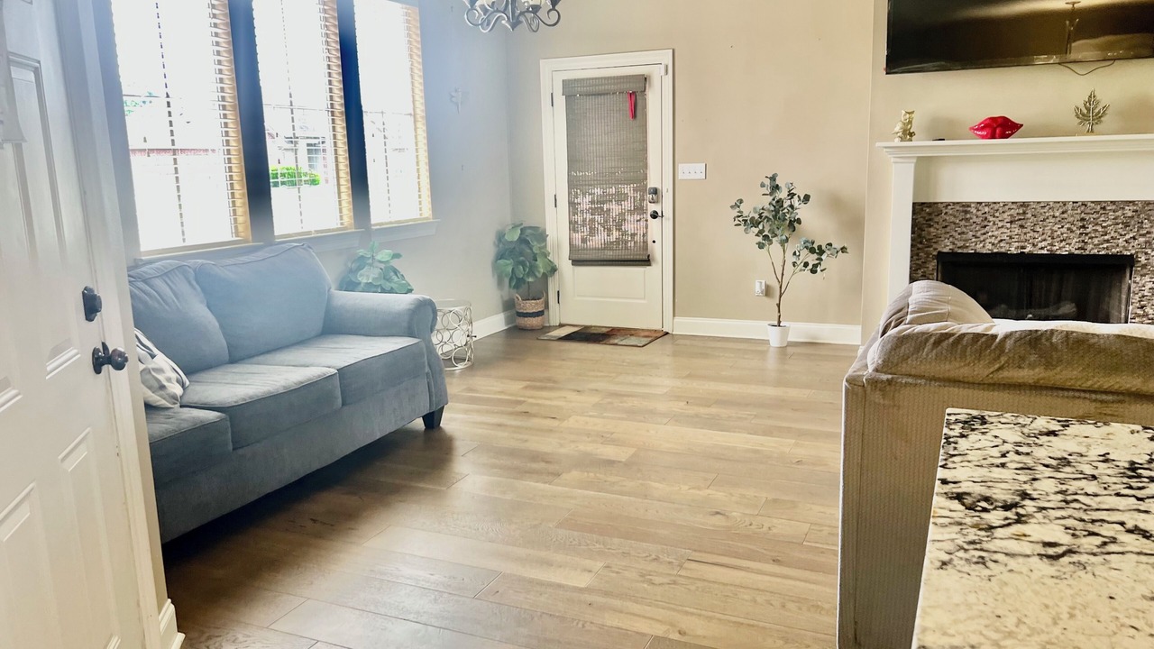 Photo of Livingroom in Gonzales