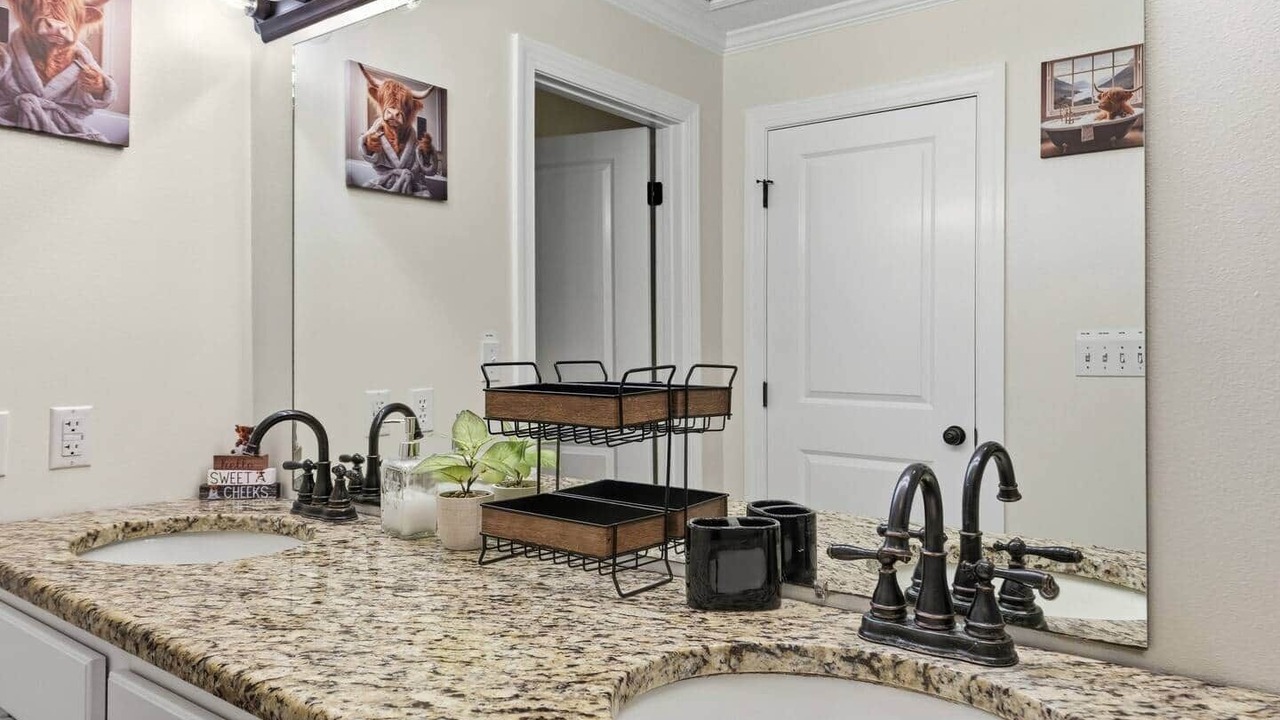 Photo of Bathroom in Carencro