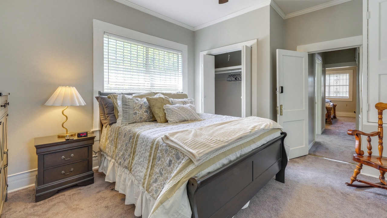 Photo of Bedroom in Alexandria