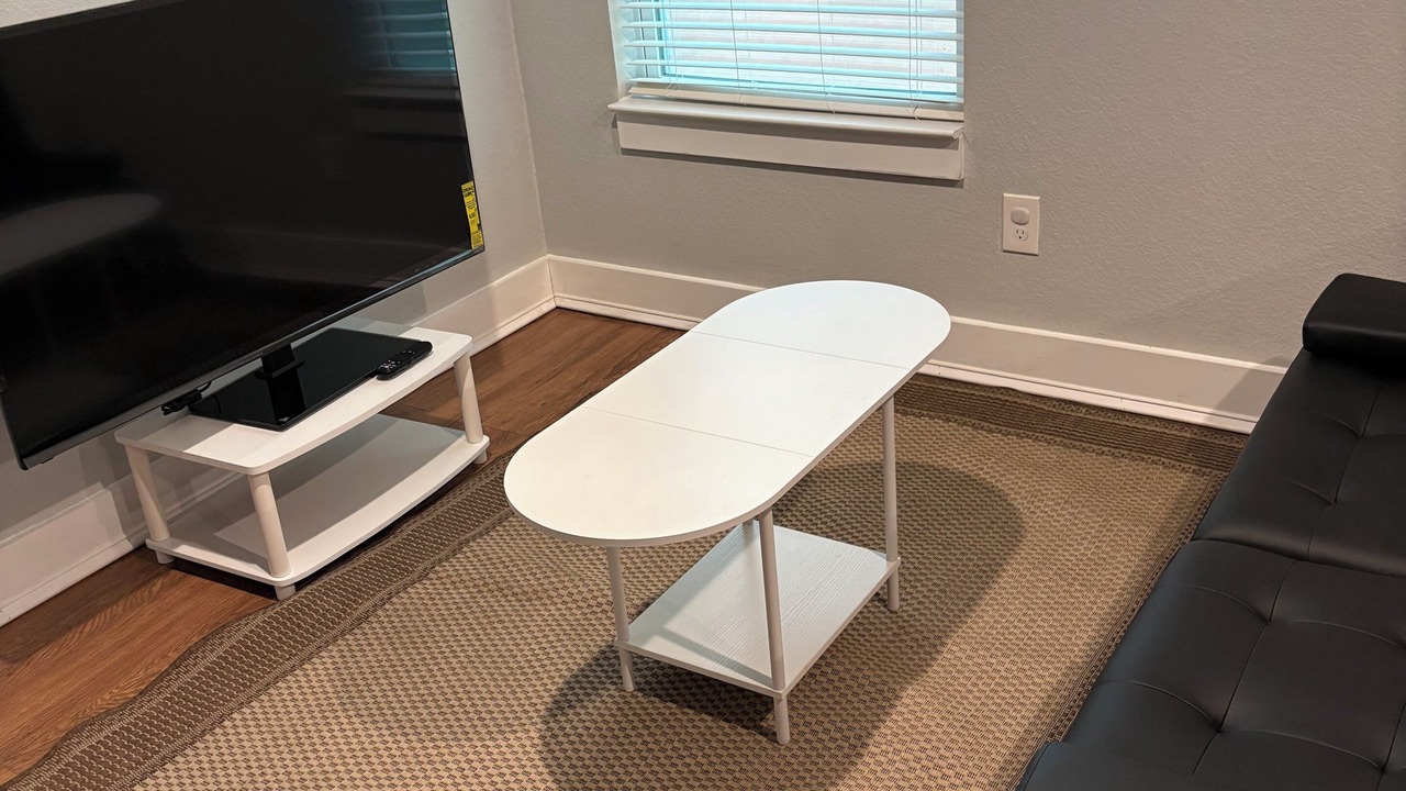 Photo of Livingroom in Alvin