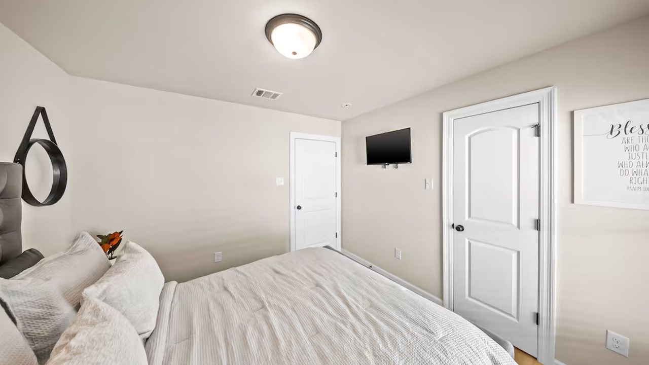 Photo of Bedroom in Denham Springs