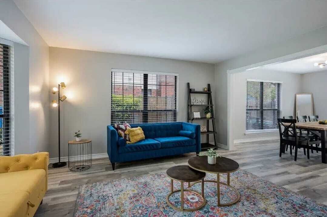 Photo of Livingroom in Flower Mound
