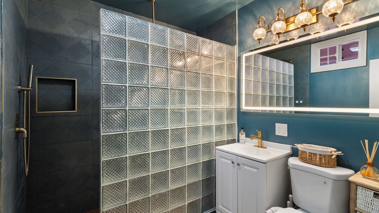 Photo of Bathroom in Treme