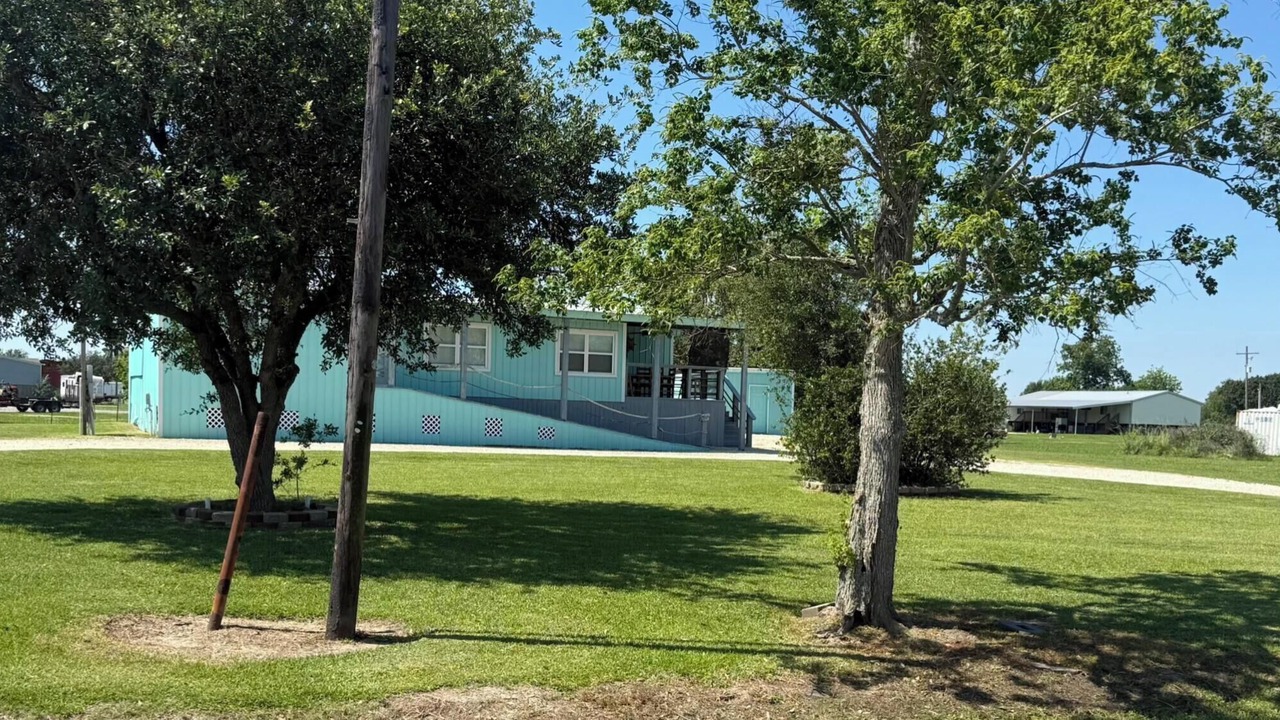 Photo of Outdoor in Hackberry
