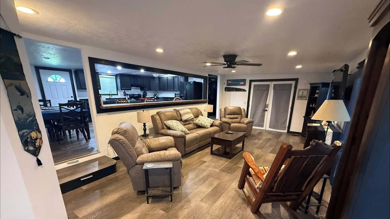Photo of Livingroom in Hackberry
