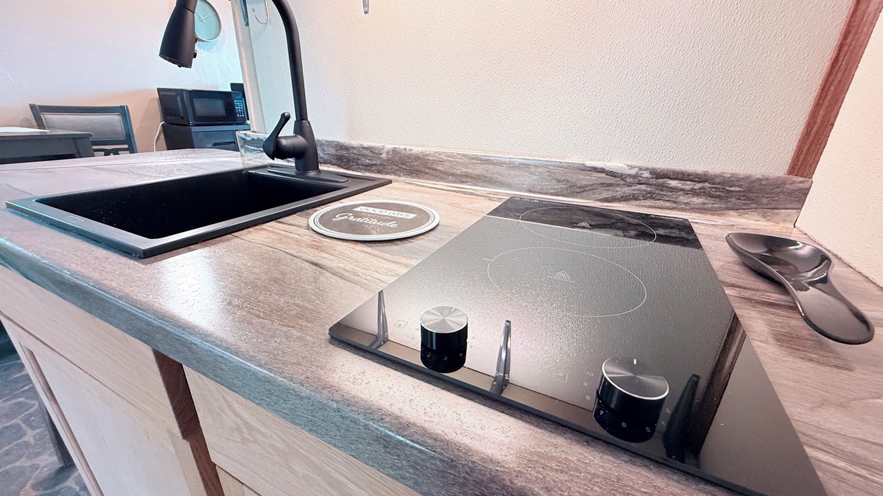 Photo of Kitchen in Cut Off