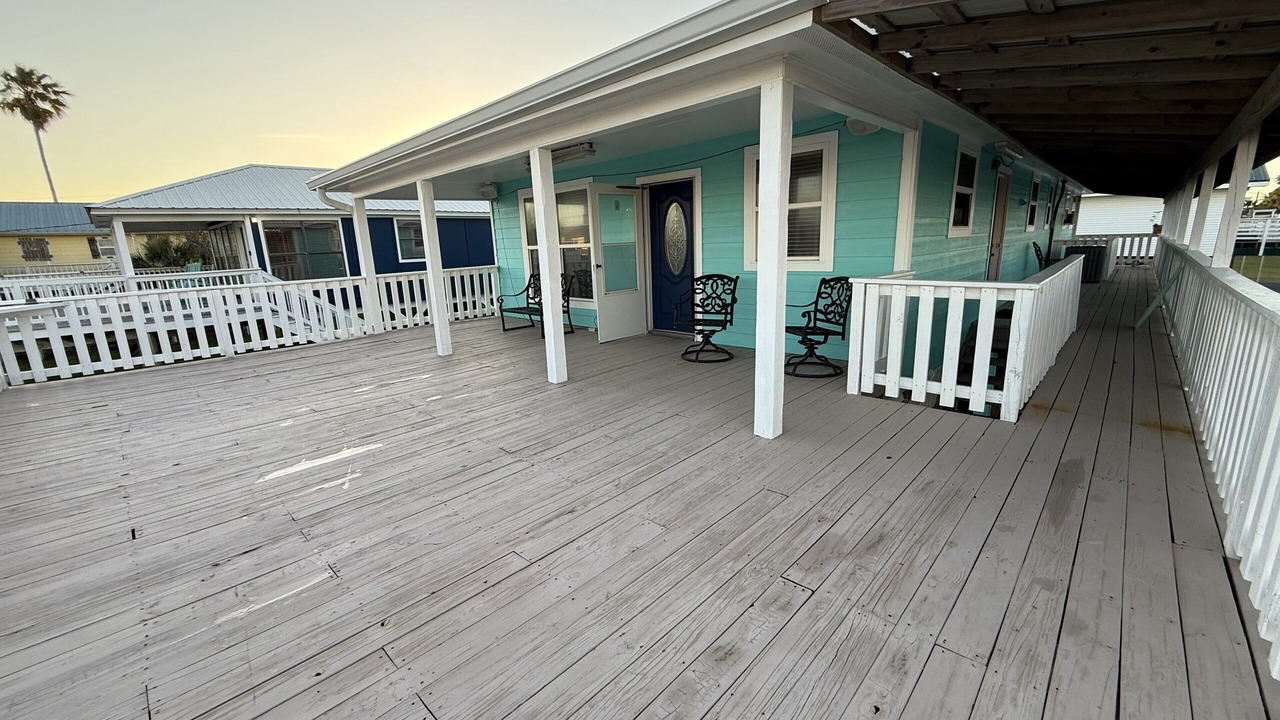 Photo of Patio Balcony in Grand Isle