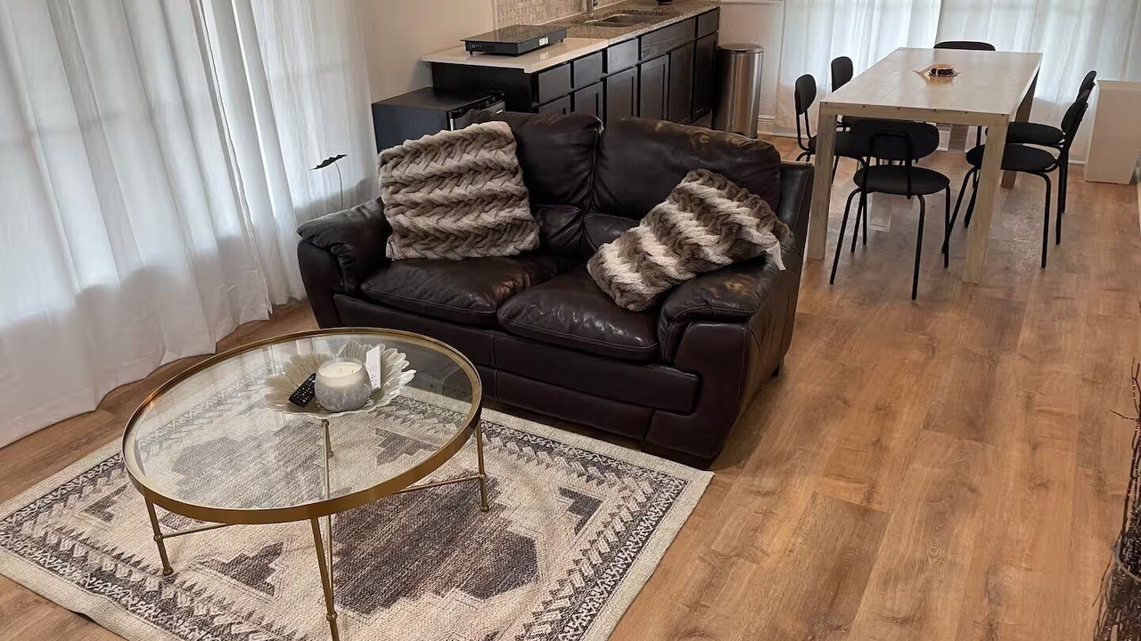 Photo of Livingroom in Riverside Terrace