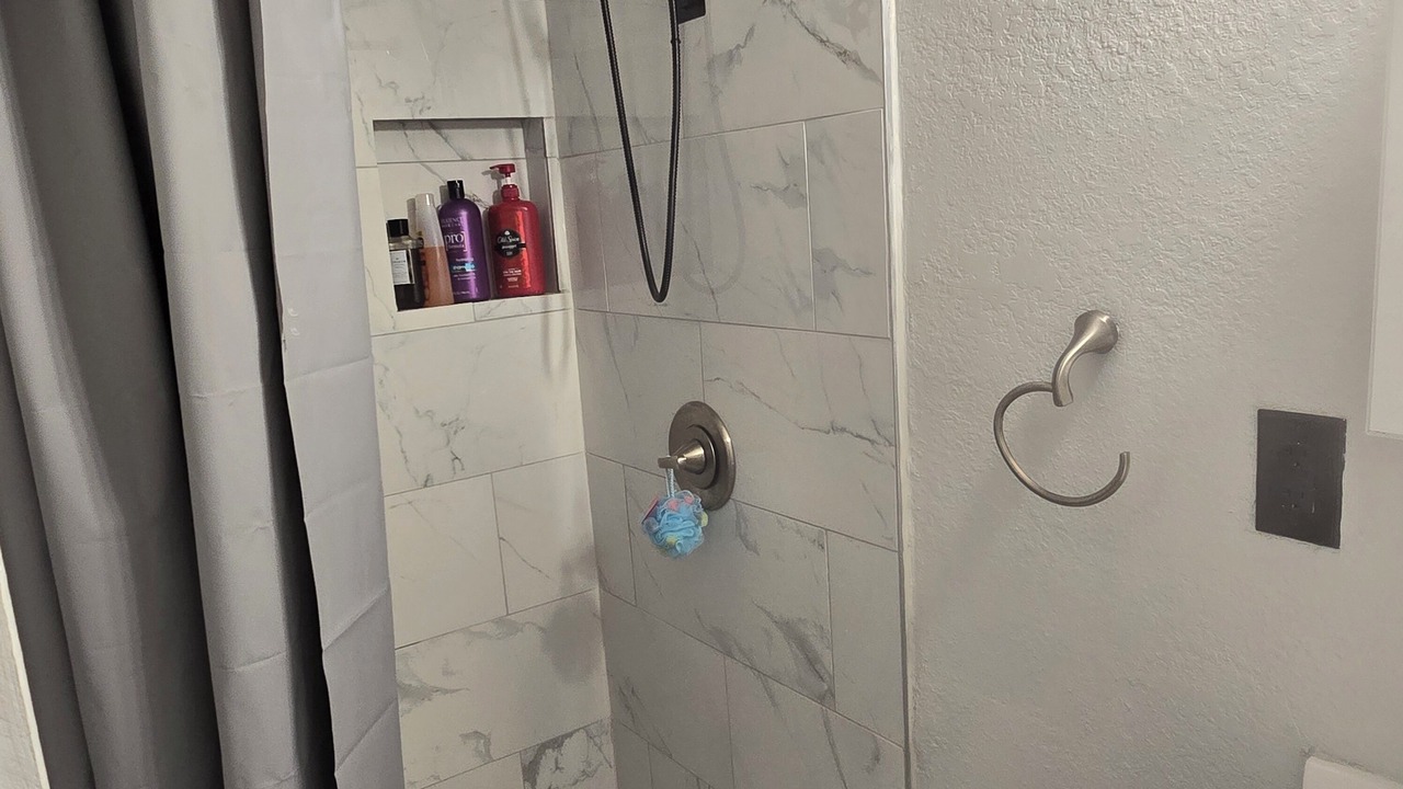 Photo of Bathroom in Handley