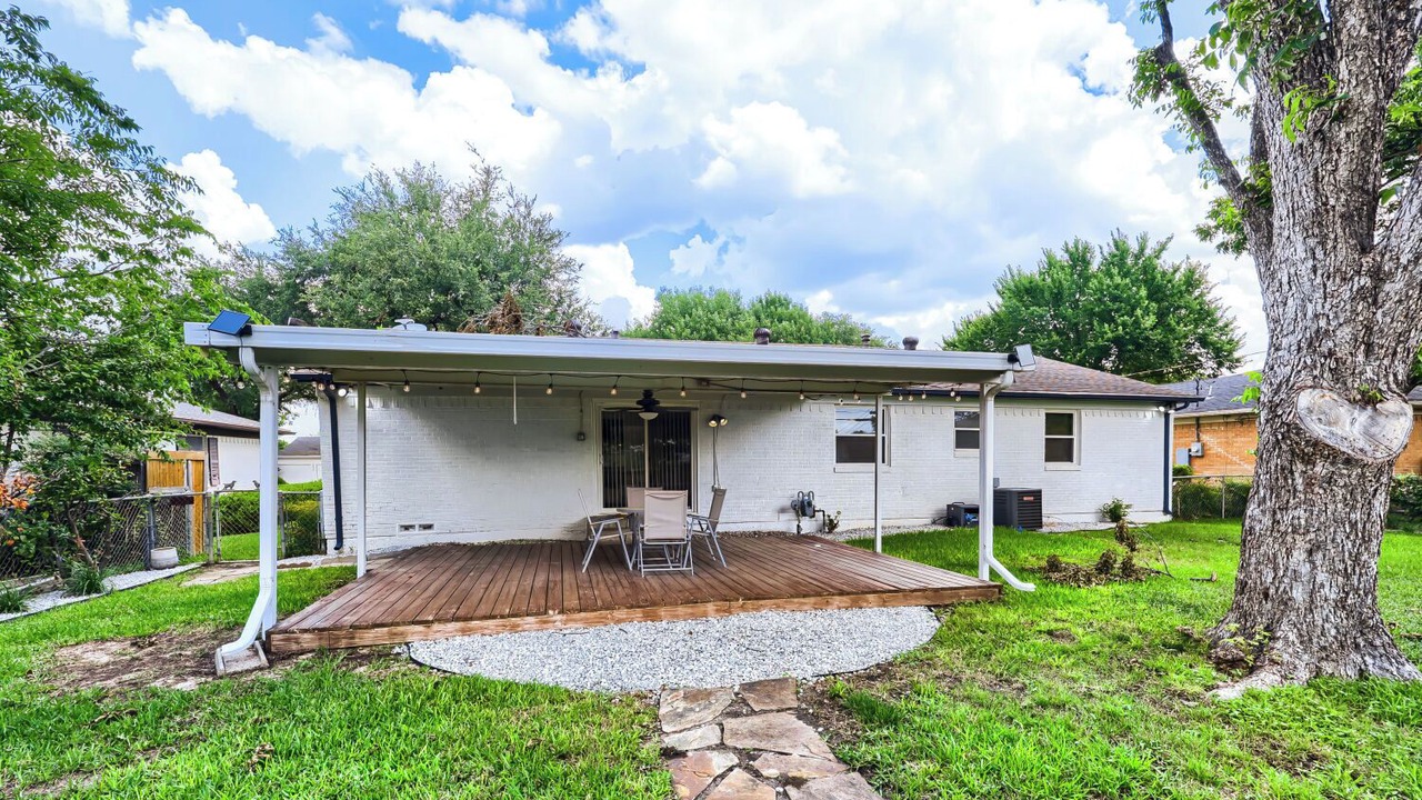 Photo of Outdoor in Farmers Branch