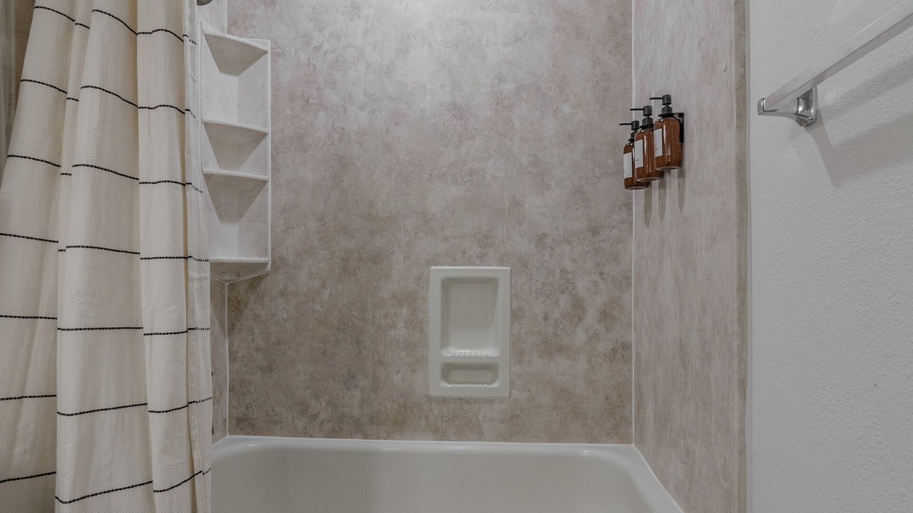 Photo of Bathroom in Highlands - Perkins