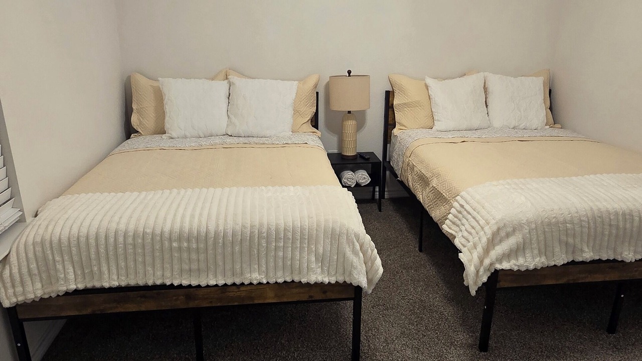 Photo of Bedroom in Poolville