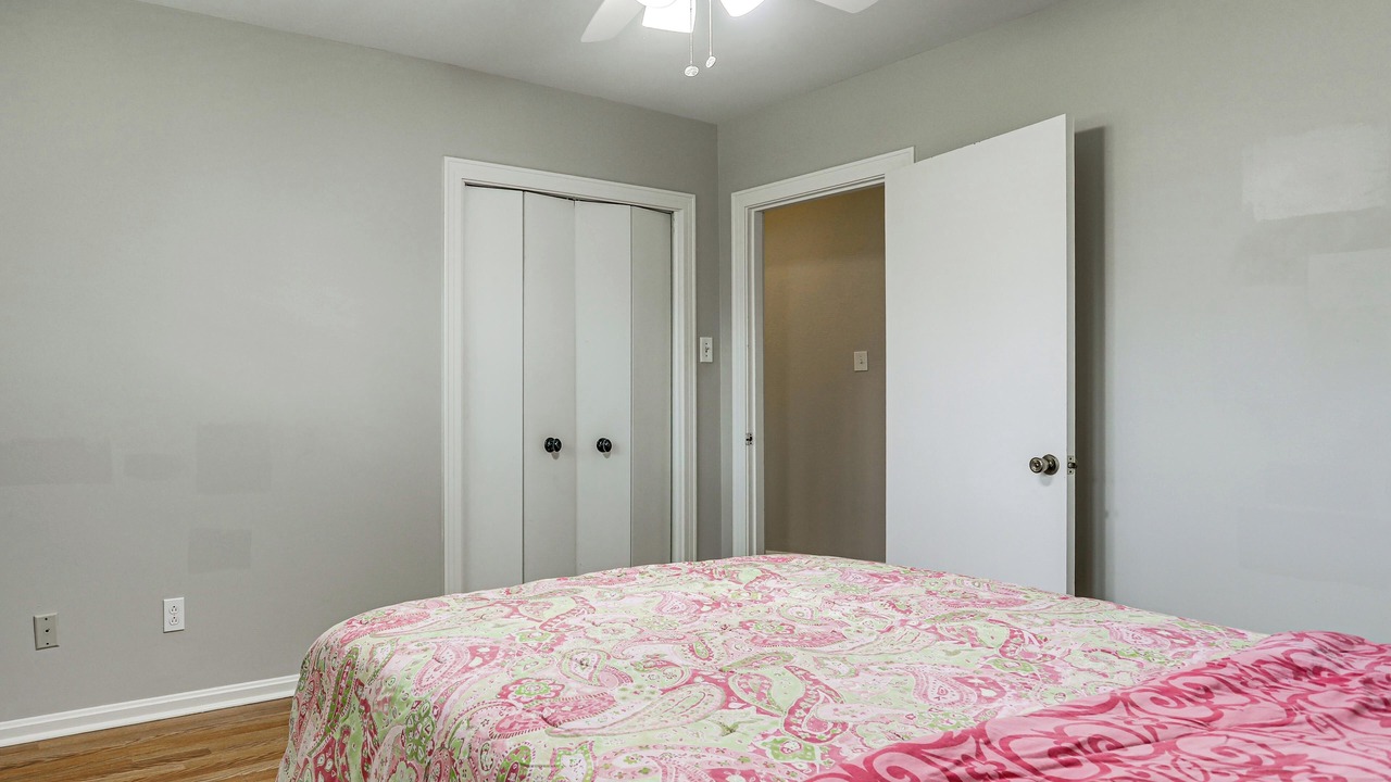 Photo of Bedroom in Alexandria
