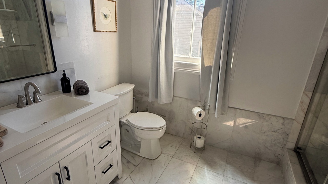 Photo of Bathroom in Chalmette