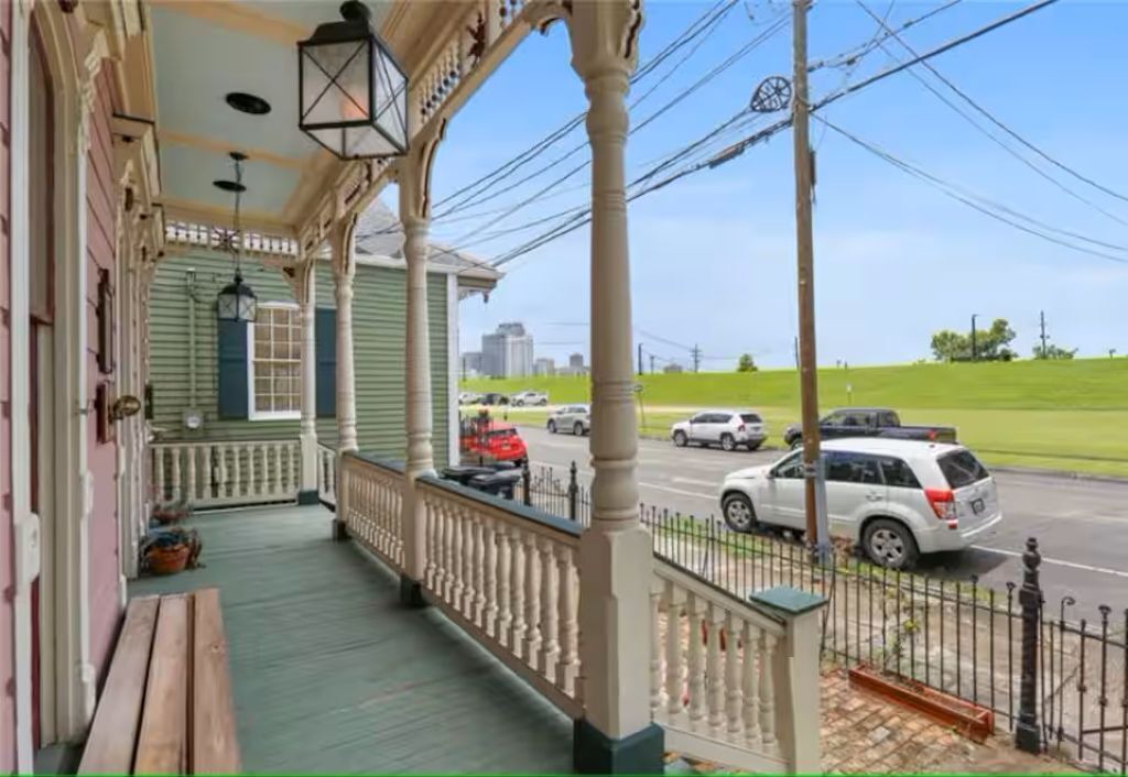 Photo of Outdoor in Algiers Point