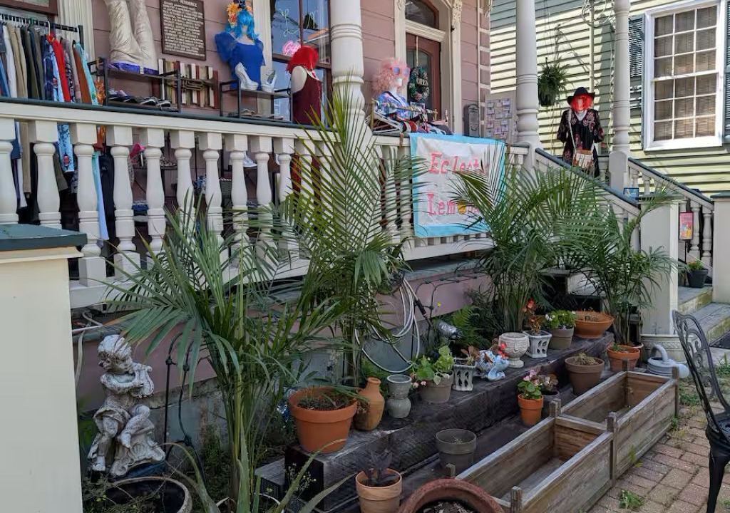 Photo of Others in Algiers Point