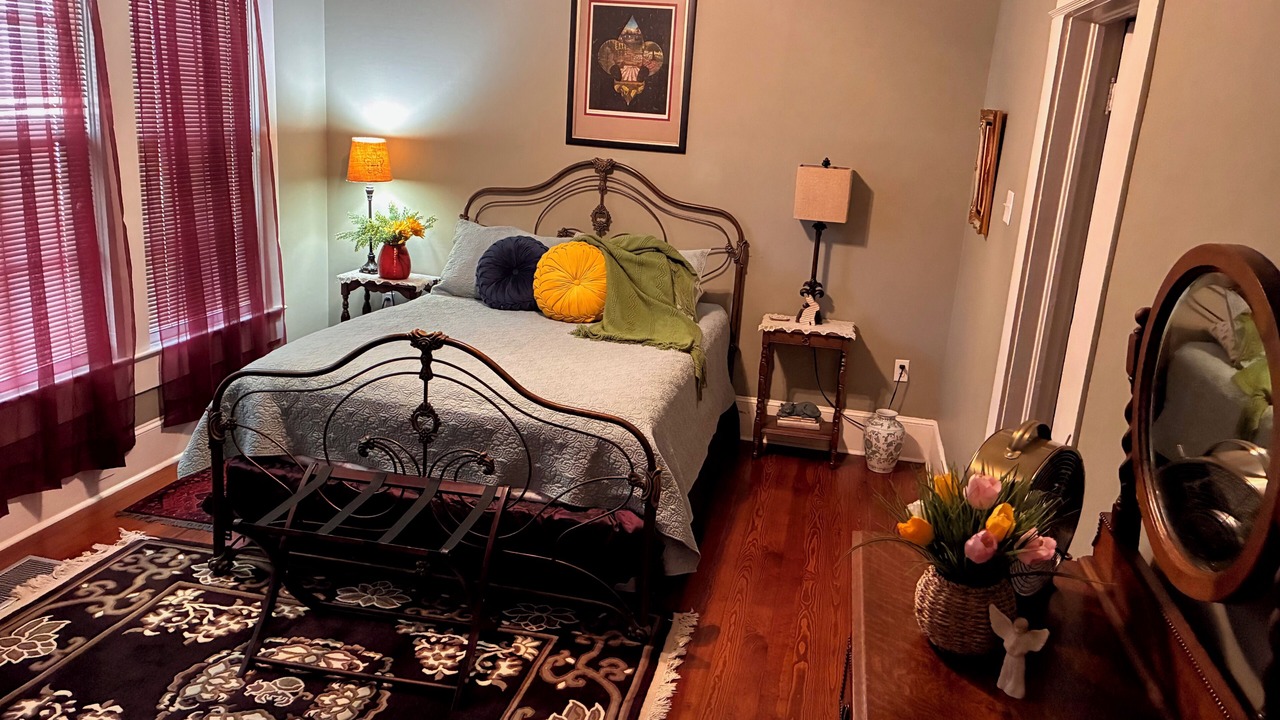 Photo of Bedroom in East Natchitoches