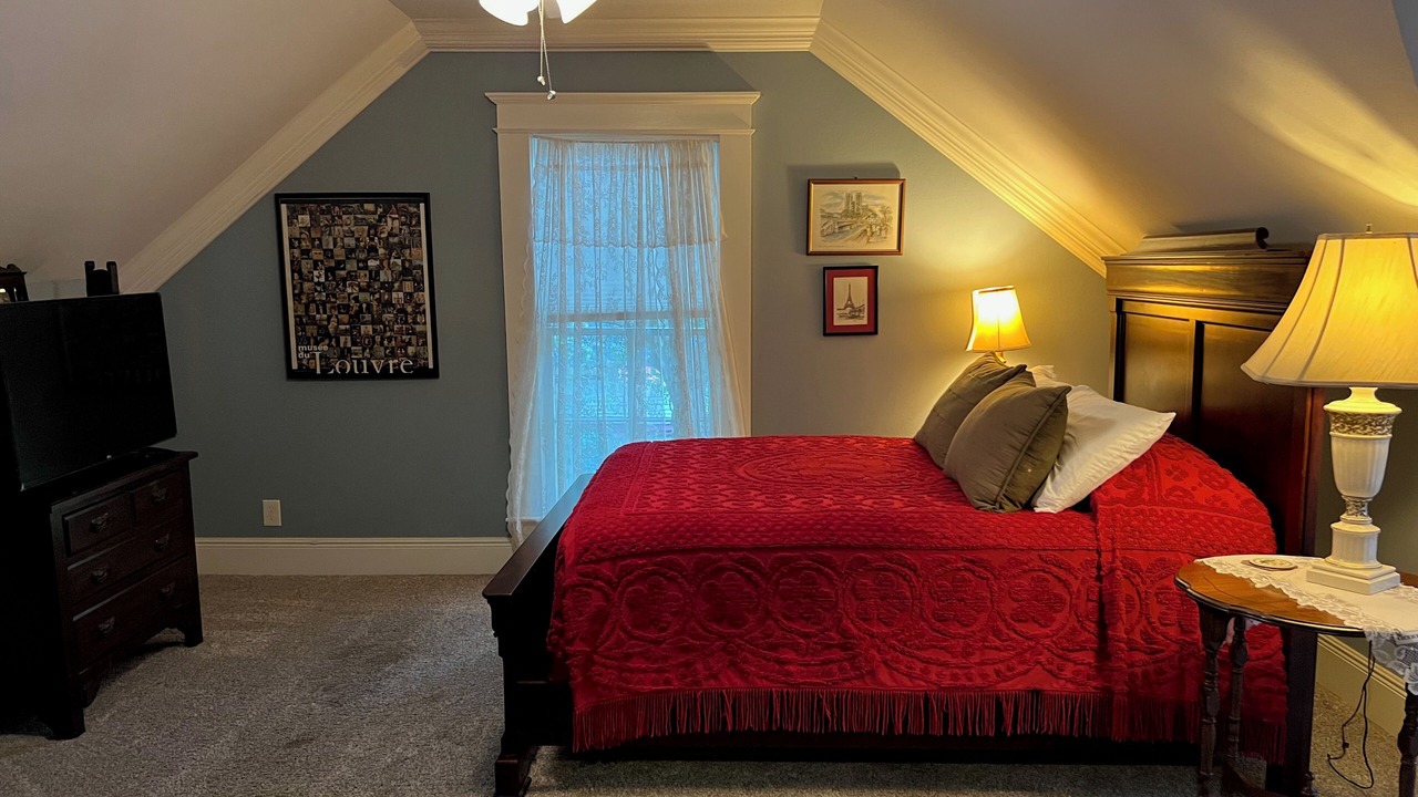 Photo of Bedroom in East Natchitoches