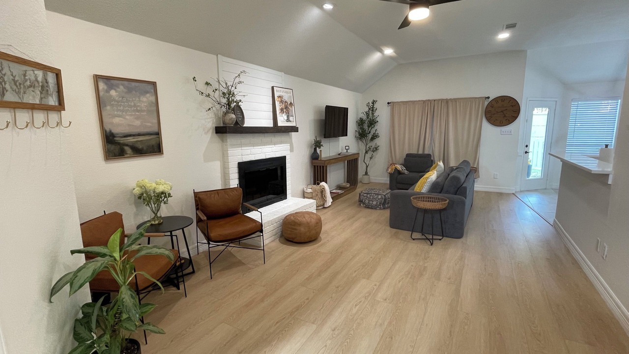 Photo of Livingroom in Rockwall