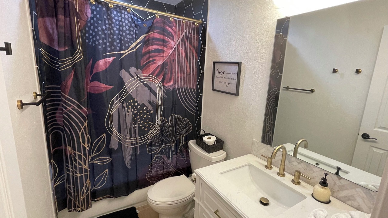 Photo of Bathroom in Rockwall
