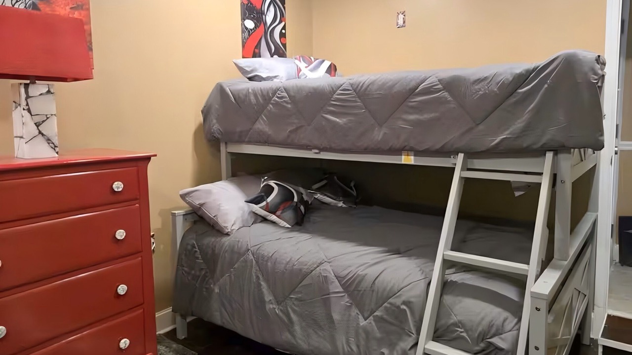 Photo of Bedroom in North Shore