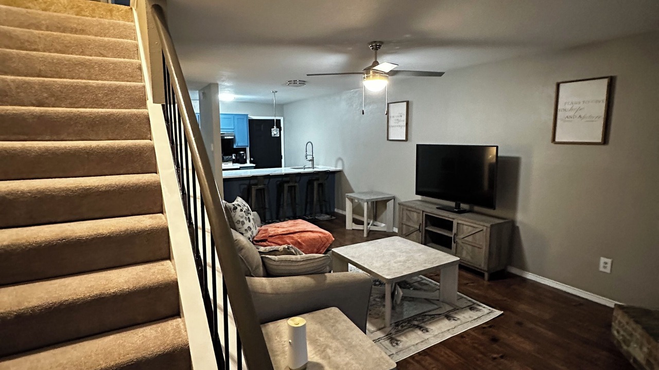 Photo of Livingroom in Duncanville
