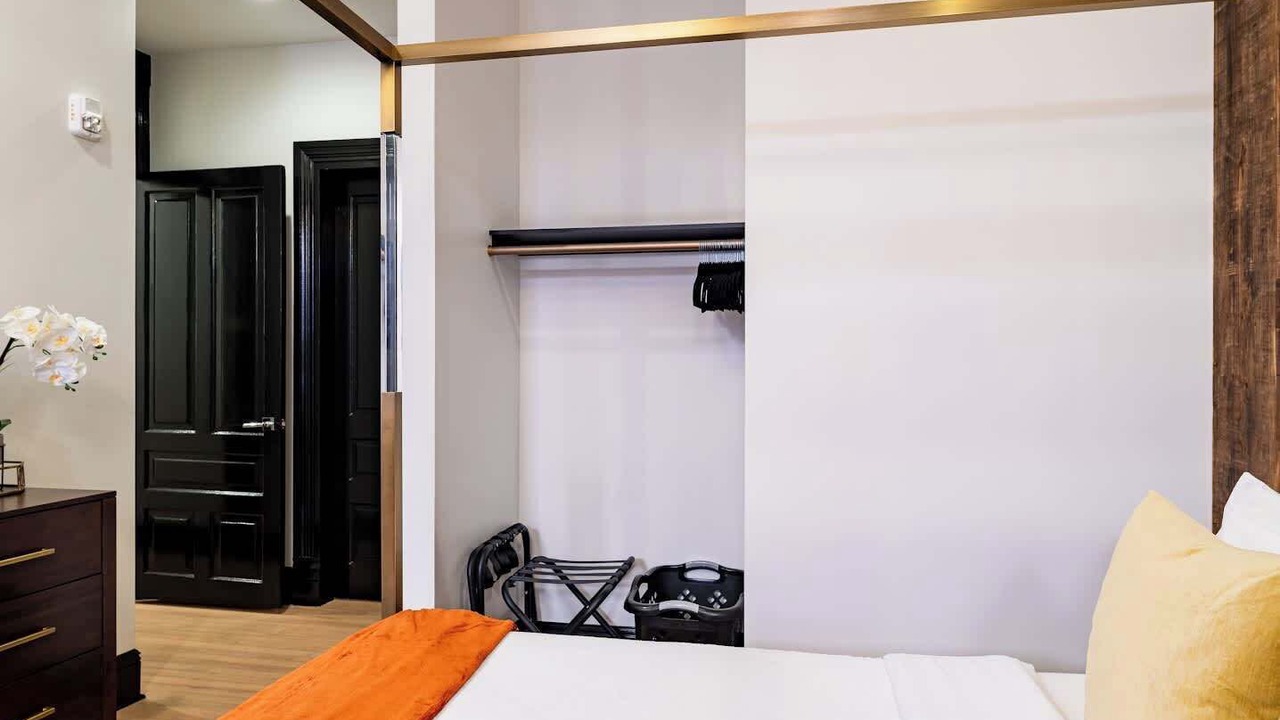 Photo of Bathroom in Central Business District