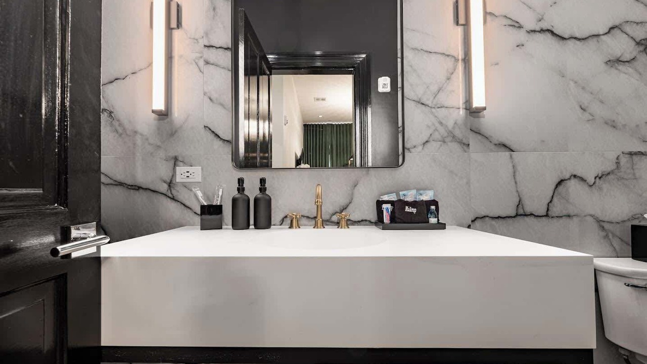 Photo of Bathroom in Central Business District