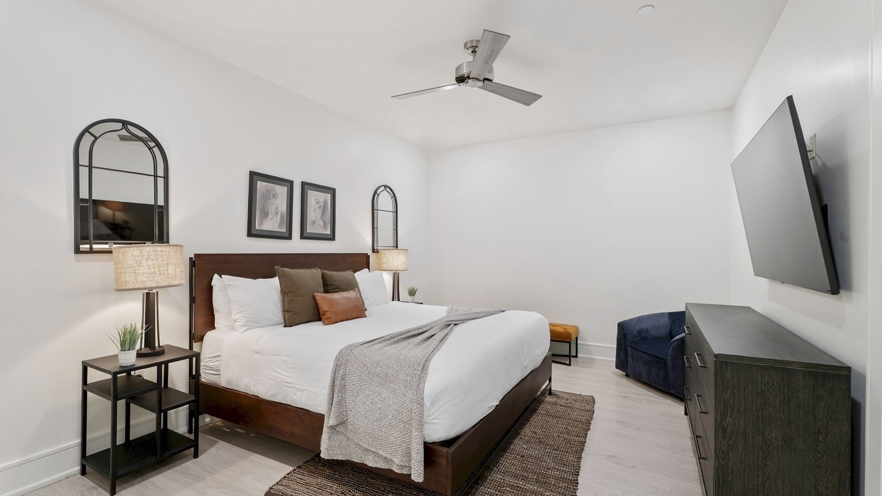 Photo of Bedroom in Central Business District