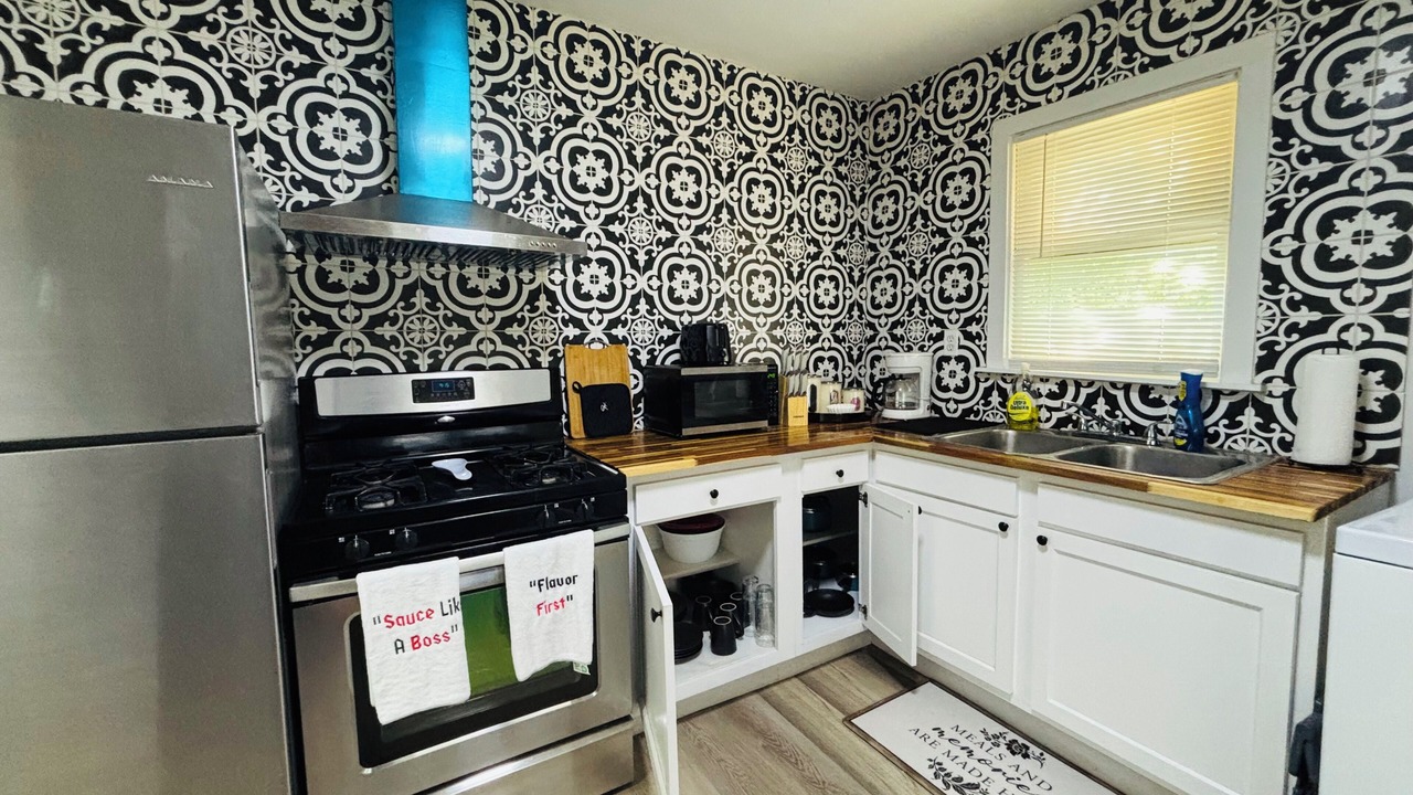 Photo of Kitchen in Highland Historic District