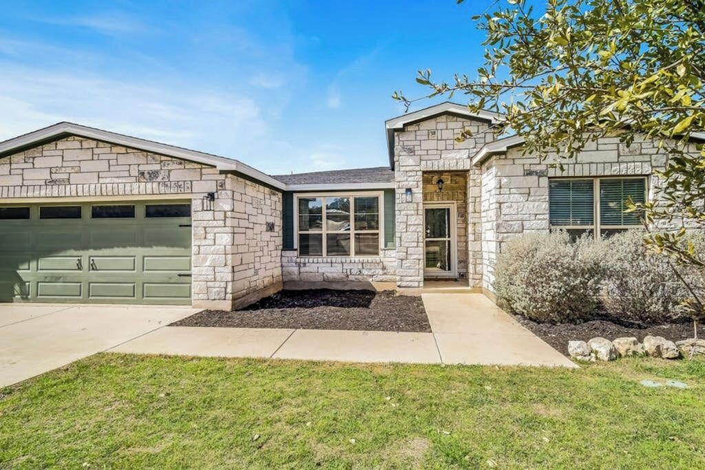 Photo of Outdoor in Highland Lake Estates