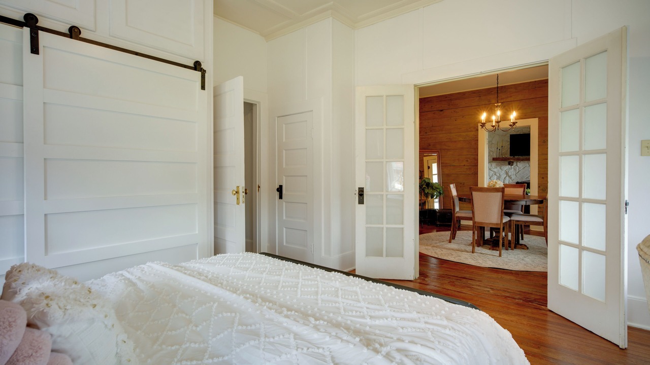 Photo of Bedroom in Breaux Bridge