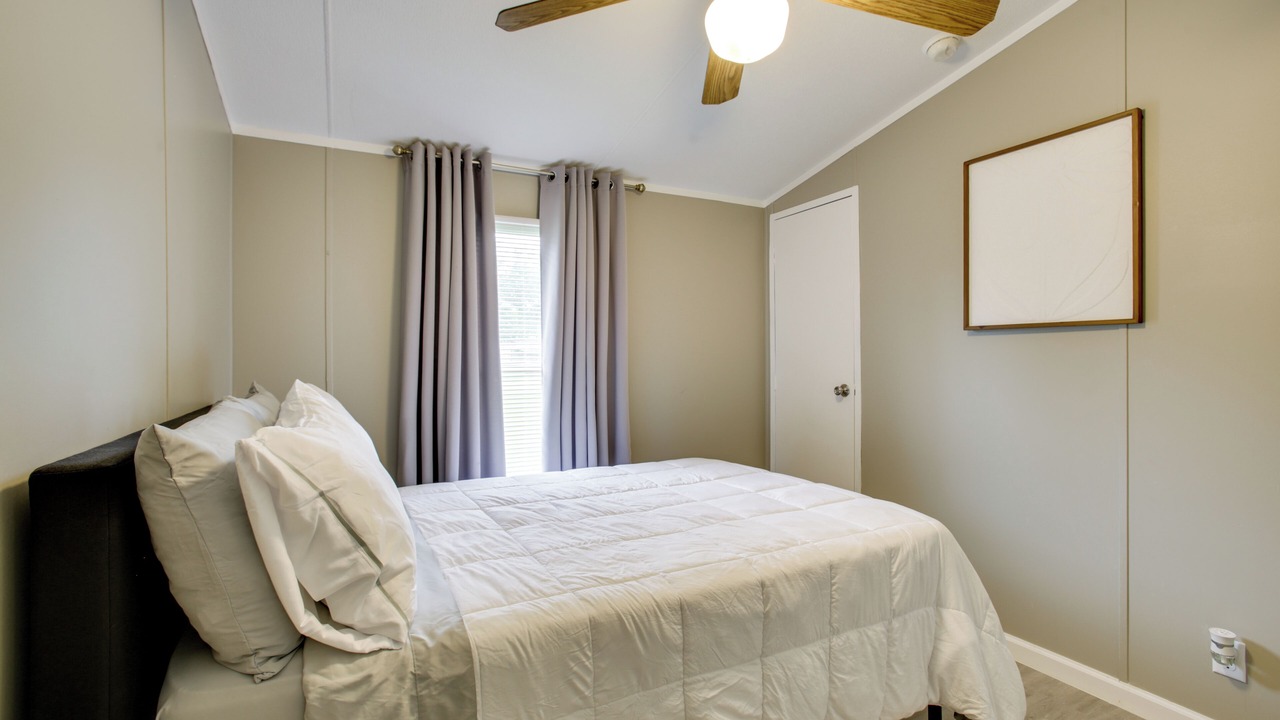 Photo of Bedroom in LaPlace