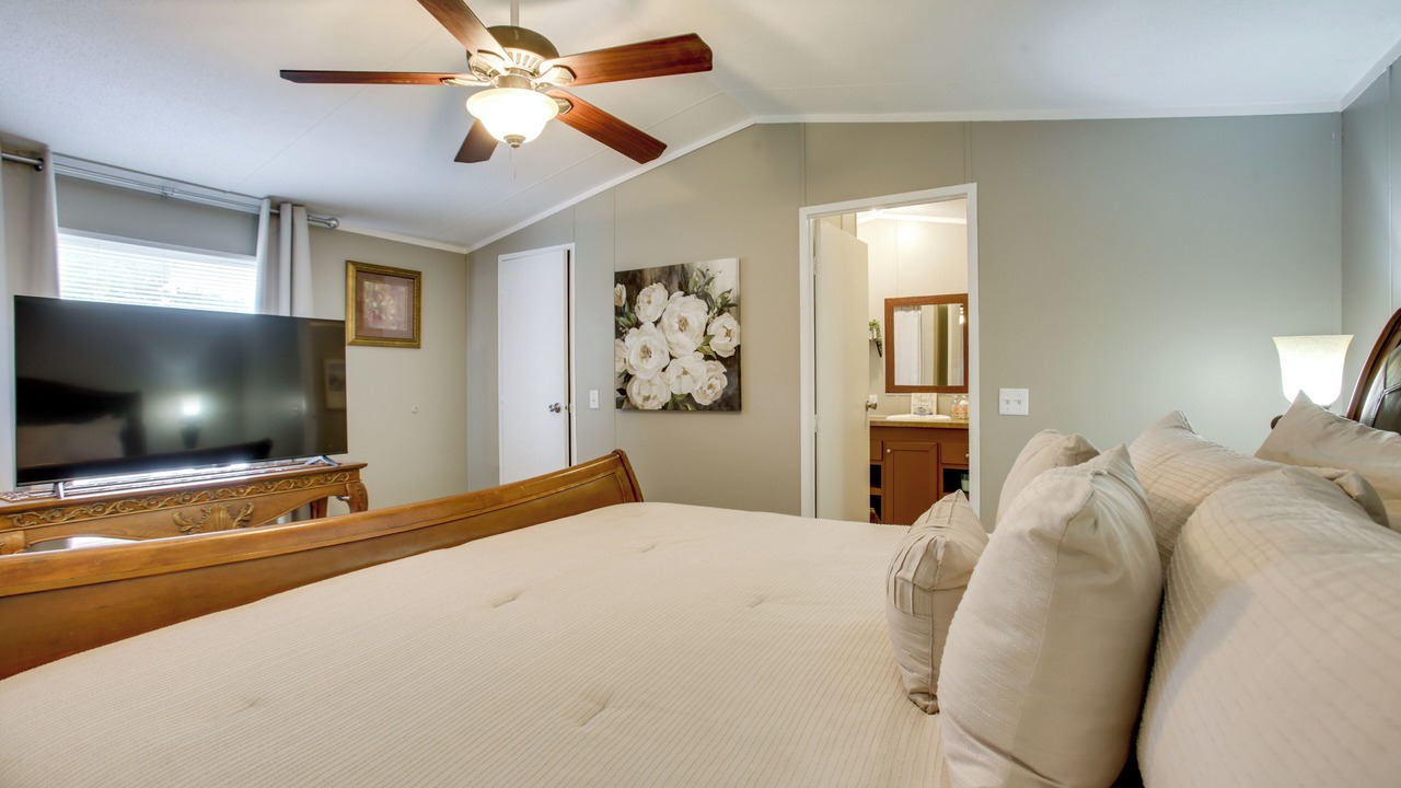 Photo of Bedroom in LaPlace
