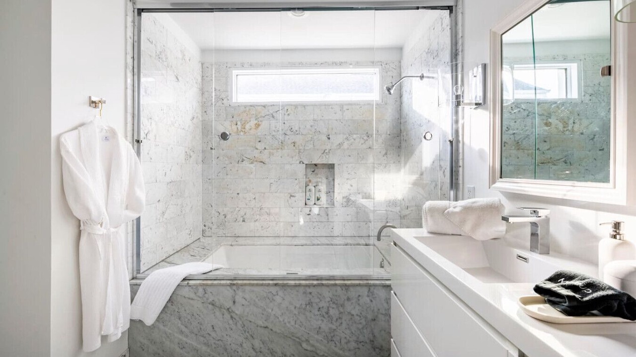 Photo of Bathroom in East Riverside