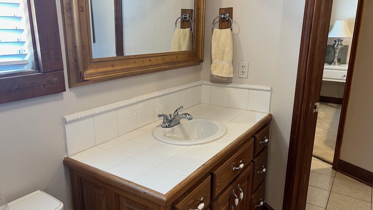 Photo of Bathroom in Cypremort Point
