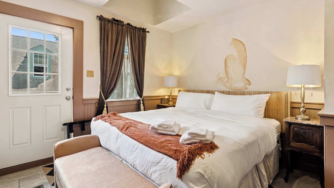 Photo of Bedroom in Treme