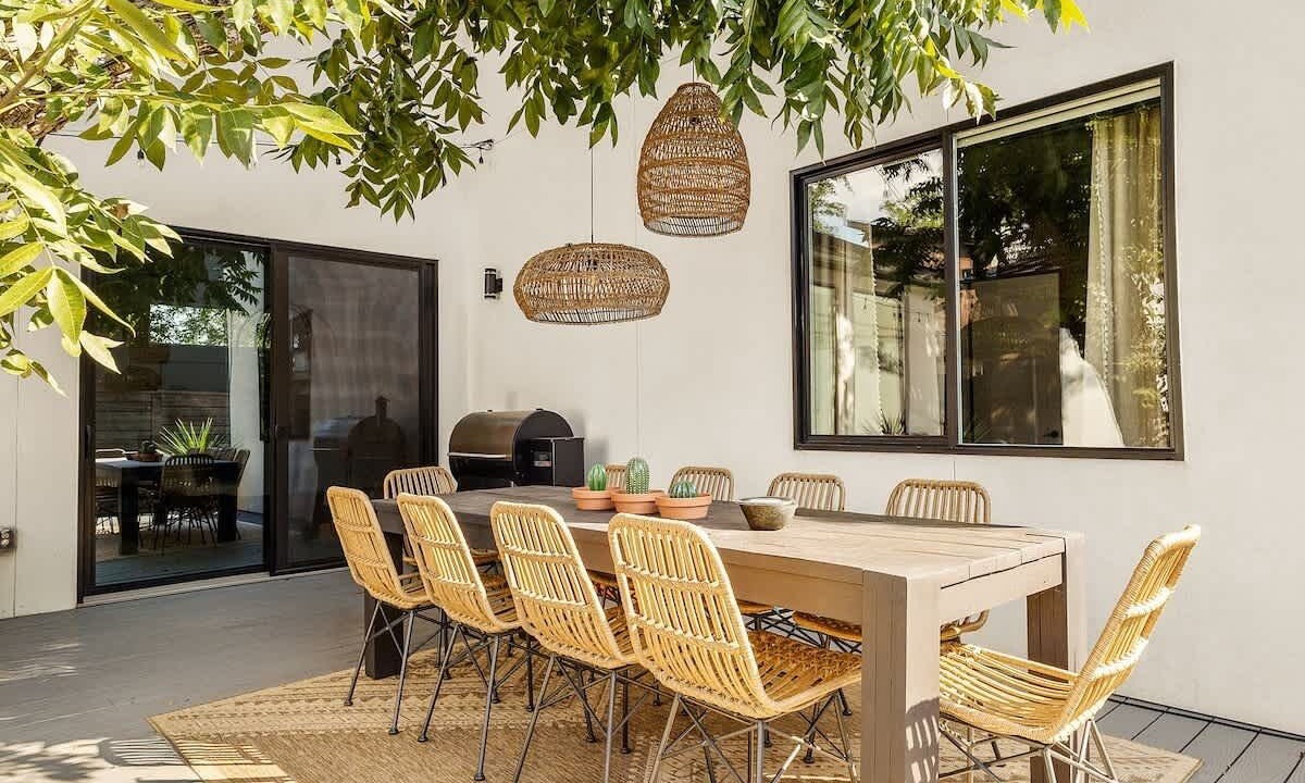 Photo of Outdoor in South Lamar