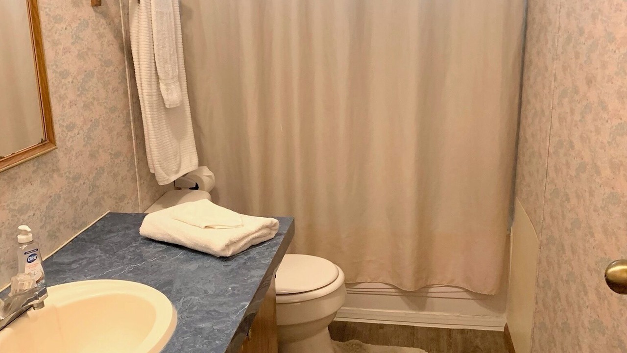 Photo of Bathroom in Sulphur