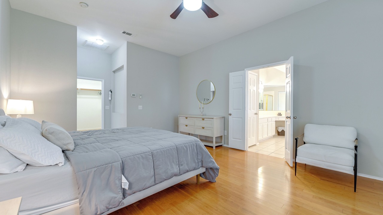 Photo of Bedroom in Frisco