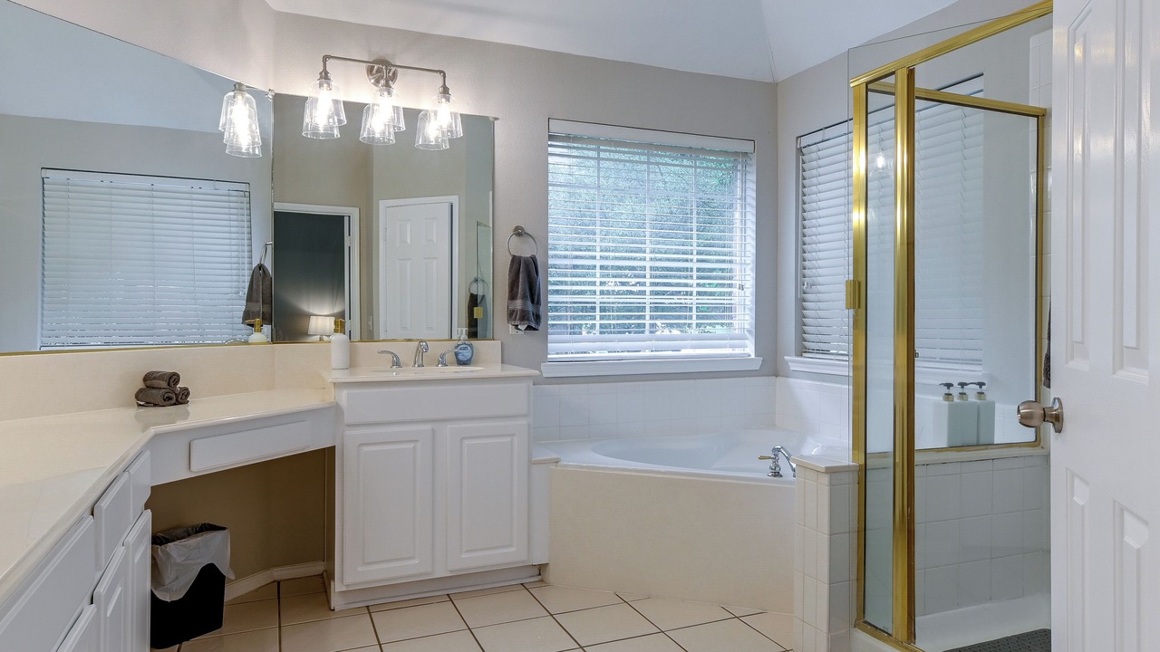 Photo of Bathroom in Frisco