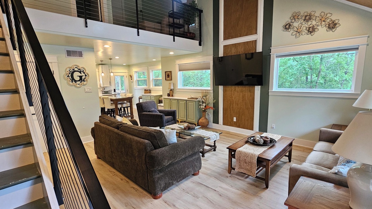 Photo of Livingroom in Harrison County