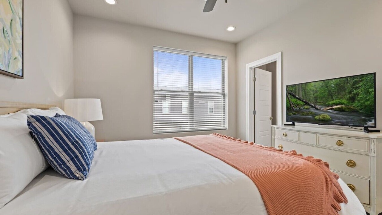 Photo of Bedroom in Youngsville
