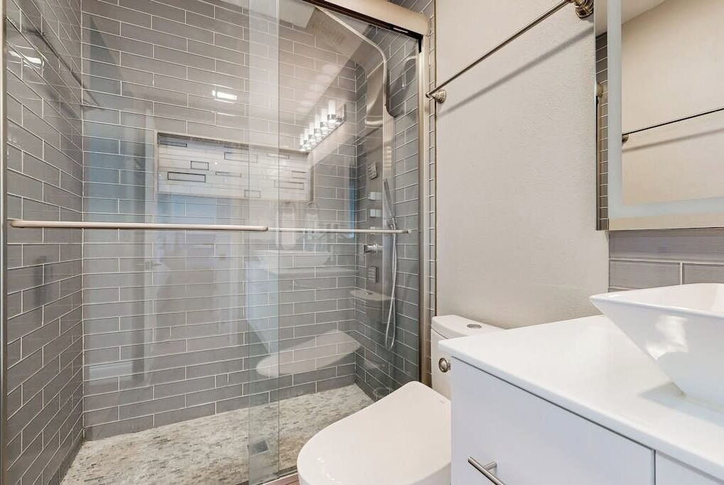 Photo of Bathroom in Lakeway